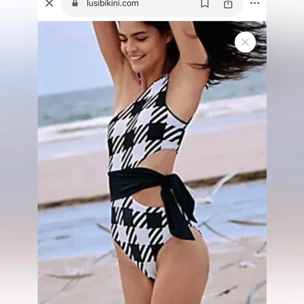 Anthropologie Beach Riot Carlie one piece bathing suit 🩱